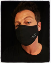 Charger l'image dans la galerie, MASQUE "LA VIE D'ARTISTE"